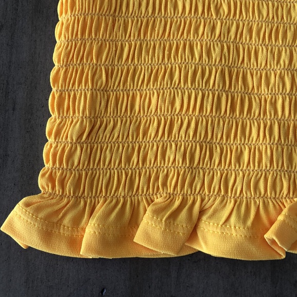 NEW BCBGeneration Yellow Smocked Crop Top - Picture 8 of 9